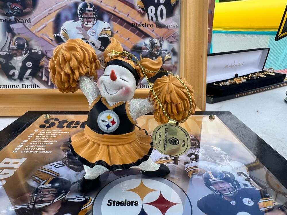 Bradford Exchange Pittsburgh Steelers Snowman Cheerleader Ornament